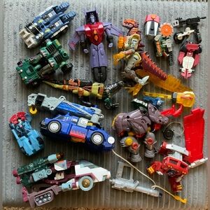 Lot Of Y2K Transformers Toys Vehicles Universe Smokescreen Cybetron Hardtop Car